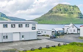 Stöð Guesthouse&apartments